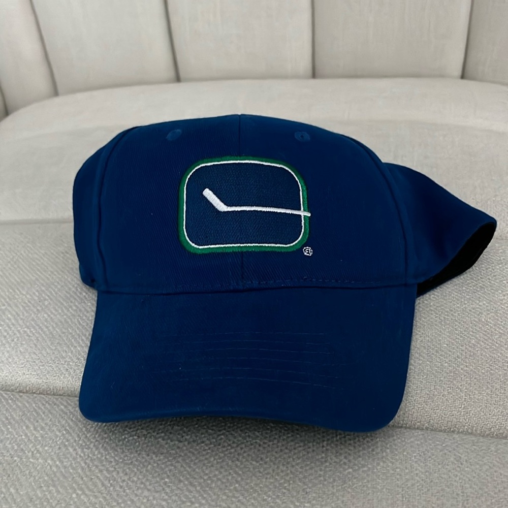 NHL | Vancouver Canucks flex fit hat